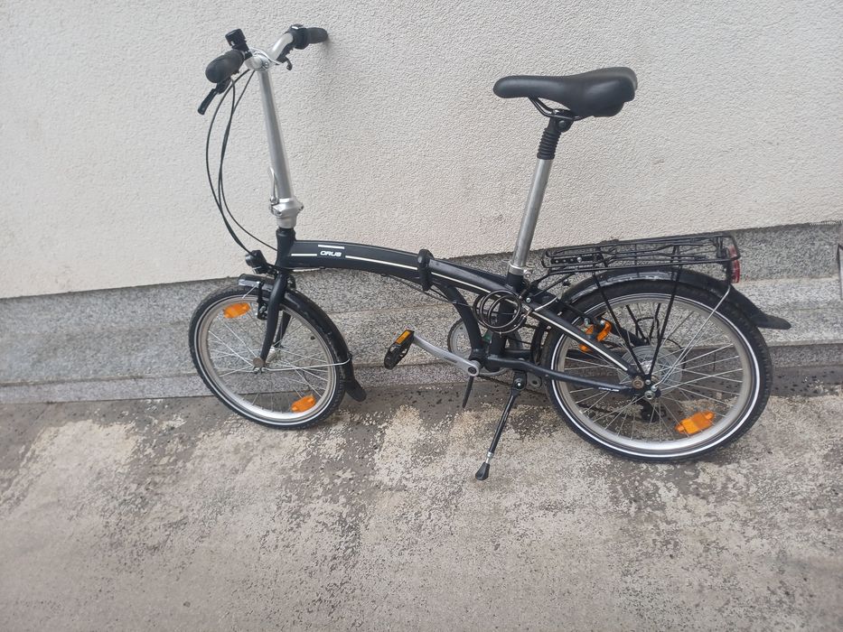 Vând bicicleta pliabila