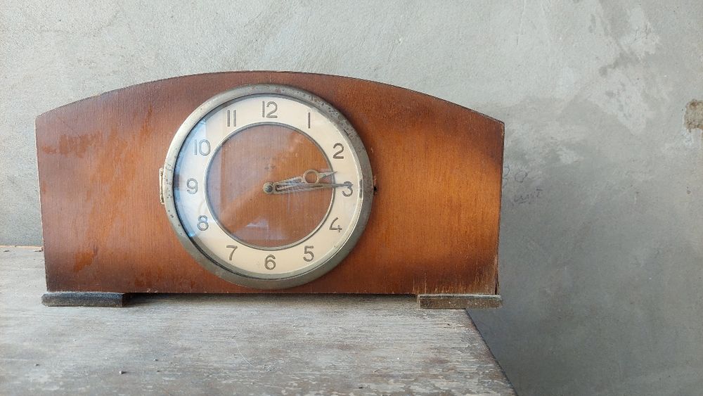 Продам часы старинные