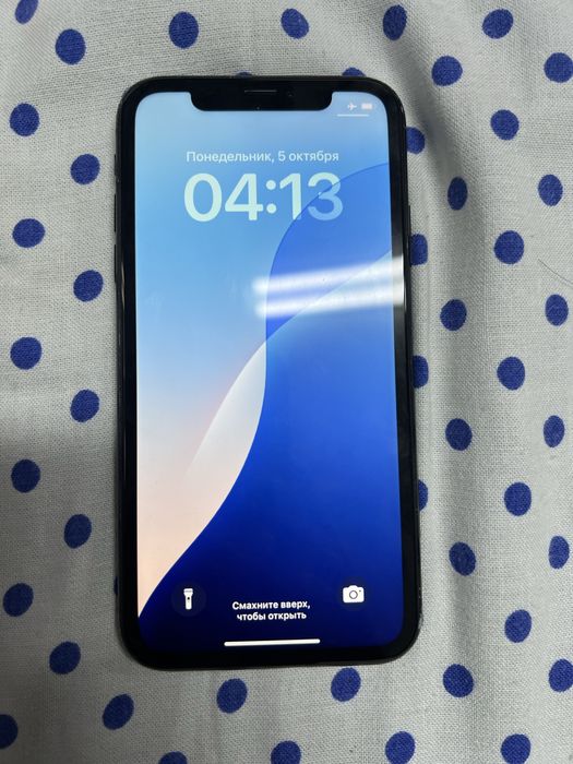 Iphone xr black.
