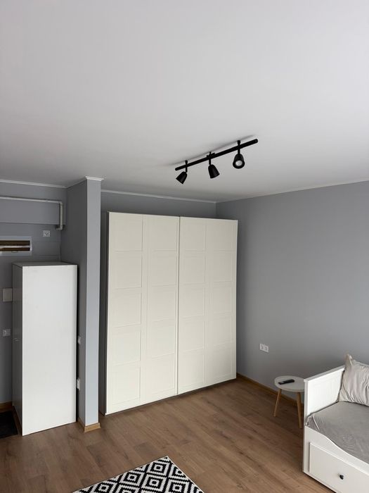 Studio de inchiriat
