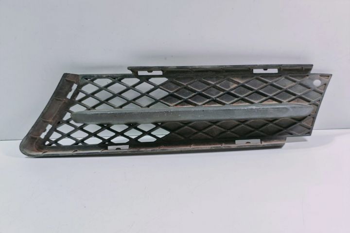 Grila bara  stanga 51117154551 BMW Seria 3 E90/E91/E92/E93
