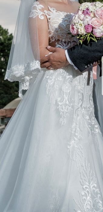 Rochie mireasă superba