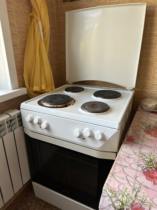 Продаю плиту в рабочем состоянии