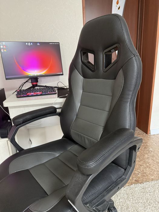 Продам кресло в идеально состояний