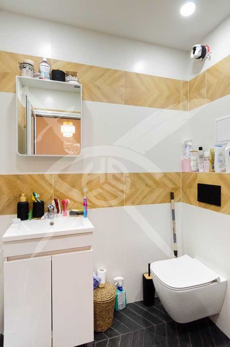 Продава се Двустаен апартамент в София, Малинова долина - 117 кв.м за 3077 €/кв.м - Снимка #7