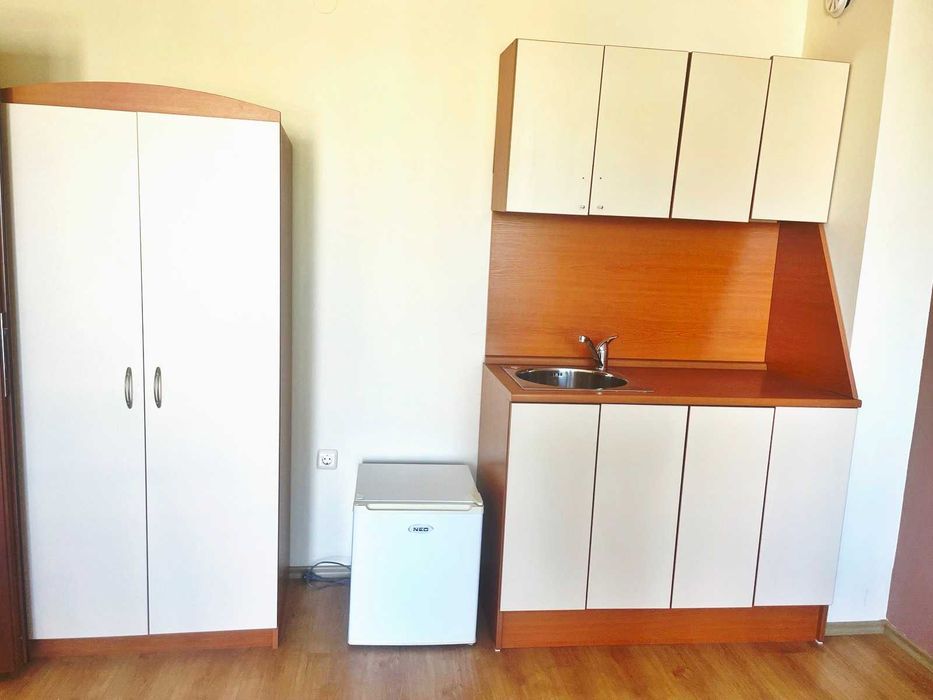 Продава се Двустаен апартамент в к.к. Слънчев бряг - 68 кв.м за 1028 €/кв.м - Снимка #3