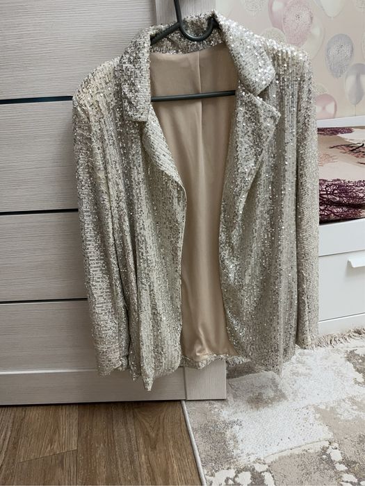 Верхние одежды модные вещи