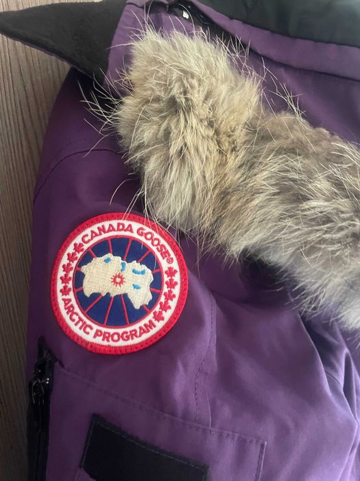 Оригинално женско яке Canada Goose Montebello Parka