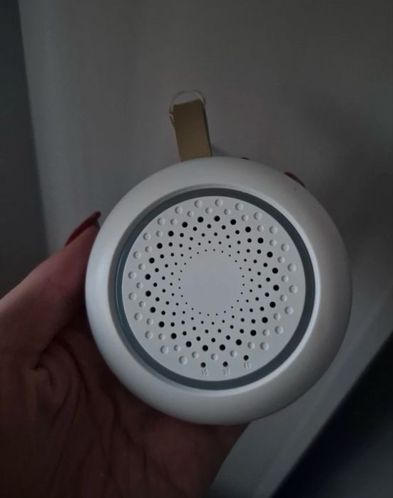 Ночник с белым шумом