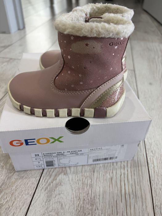 Сапоги Geox на девочку.
