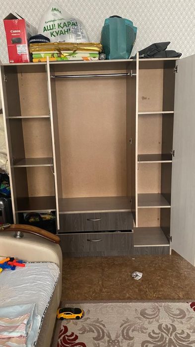 Шифонер для спальни