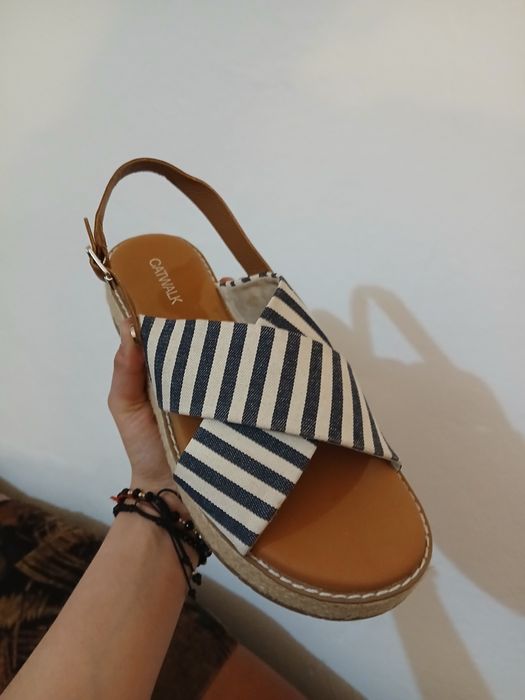 Sandale catwalk noi