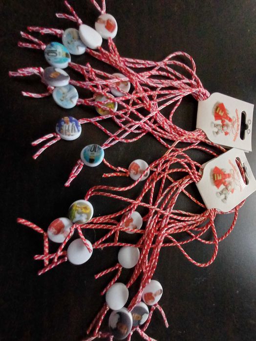 Мартеници десятки