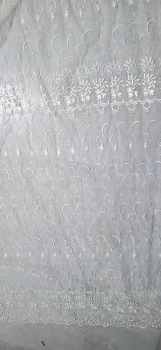 Тюль, высота 2,65м,ширина 2,34м.