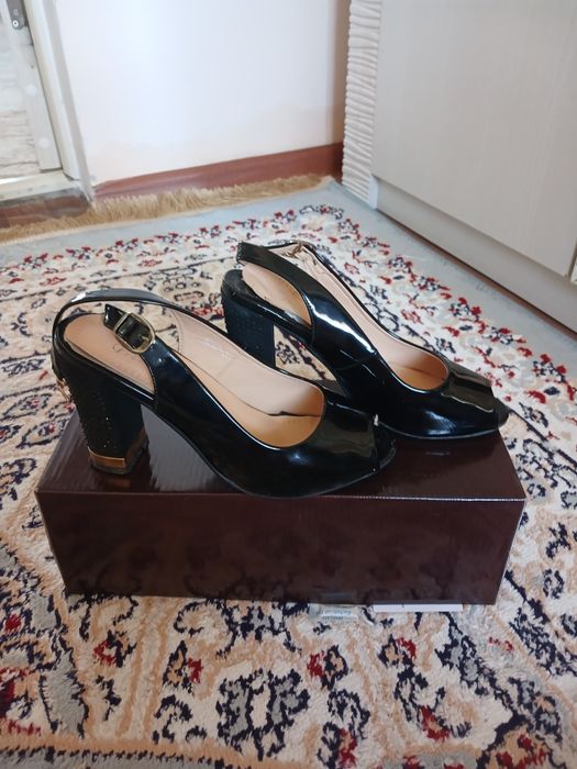 Босоножка 36 размер