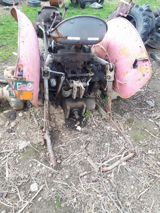 Piese second hand tractor Fiat 513