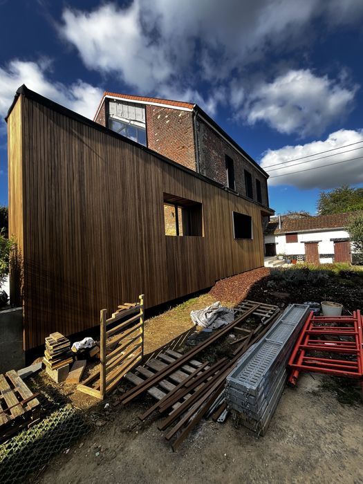 Execut lucrari de structurǎ si finisaje