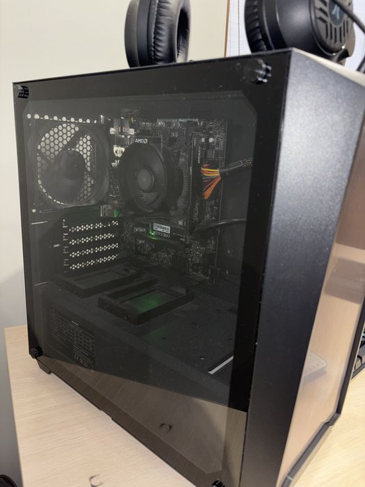 Custom компютър!