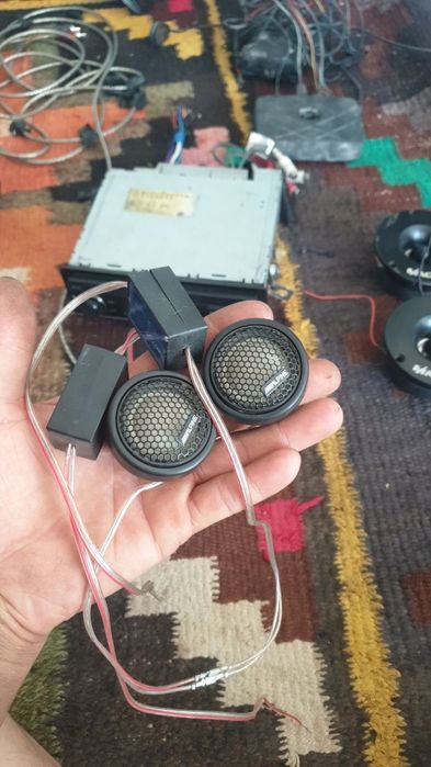 Магнитофон палка расмдагиларни хамаси