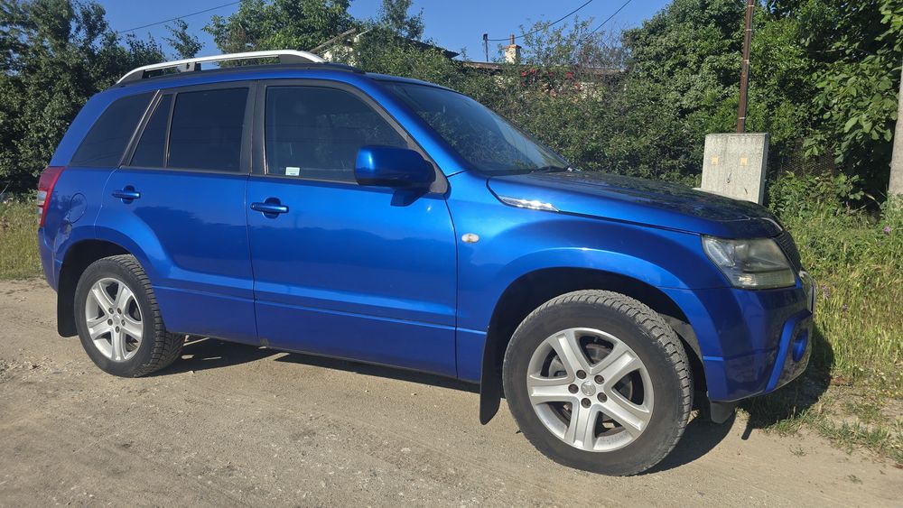 Suzuki grand vitara 2.0i 2009 на части