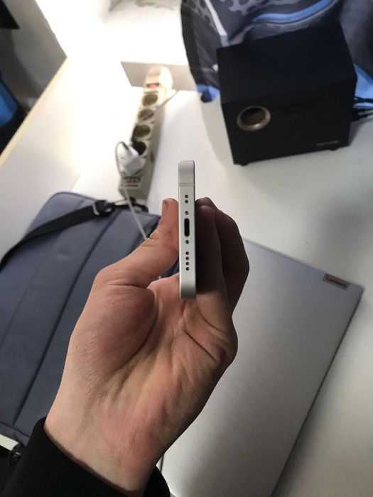 Продам,обменяю Айфон 12 мини