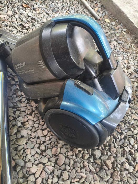 пылесос Samsung 2100W модель VC5100