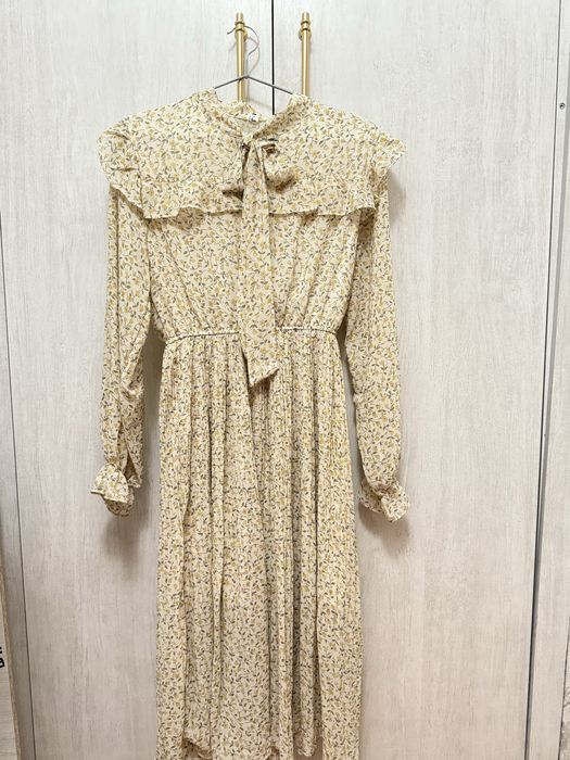 Платье с цветочным принтом