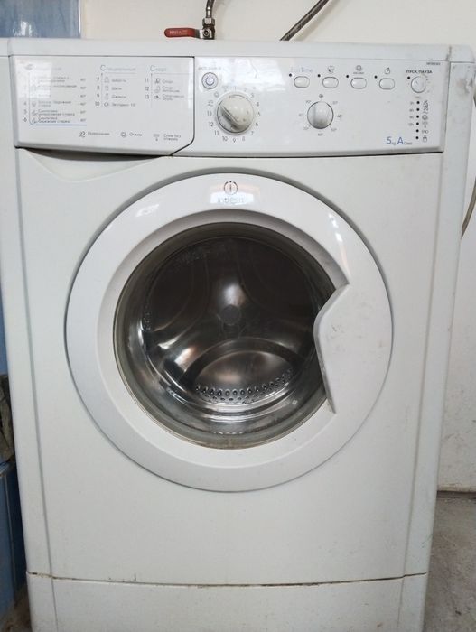 Стиралный машина indezit