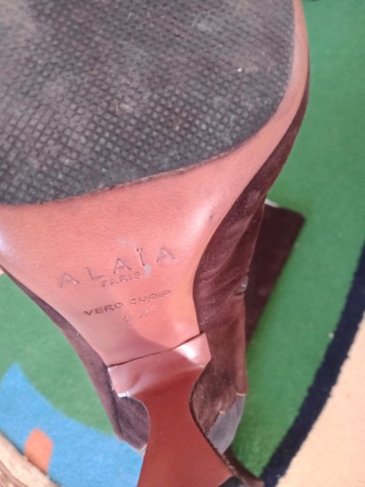 Женские замшевые сапоги