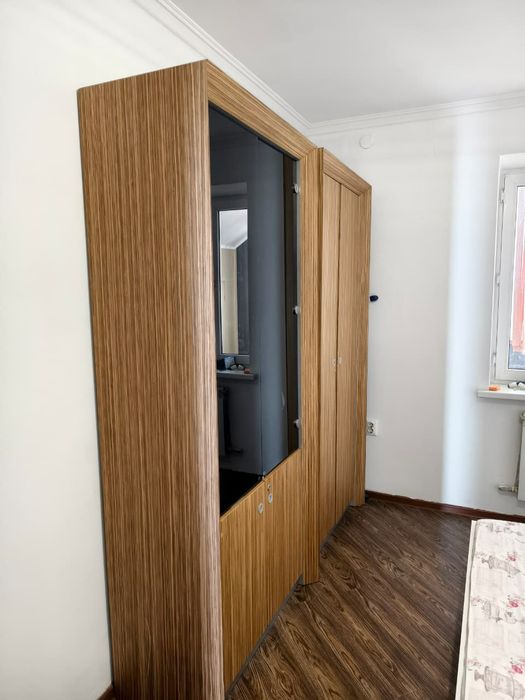 Срочно продам шкаф