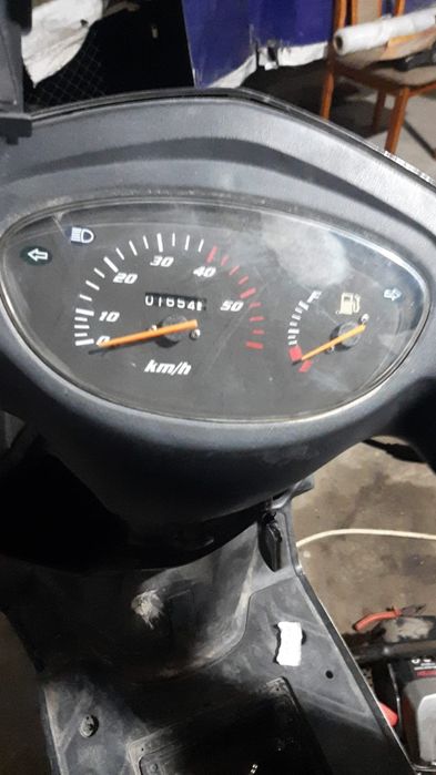 Продам м8 пробег 1654