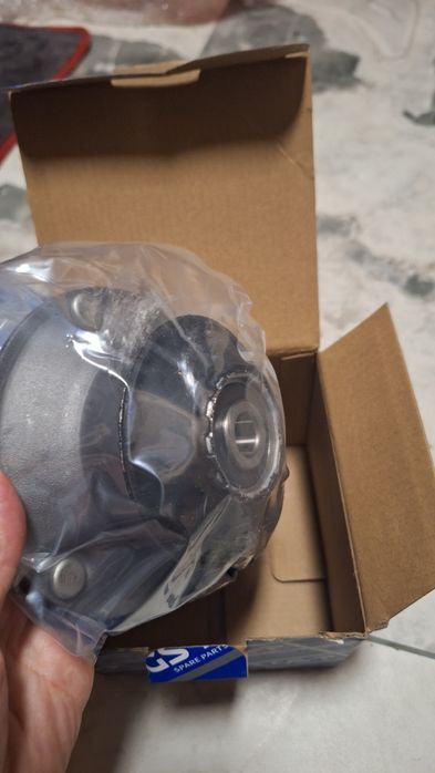 Продам амортизатор. BMW E60.