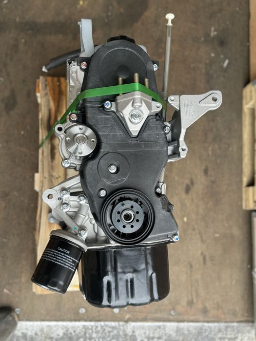 Новый Двигатель 4G18 Mitshubishi Lancer 1.8