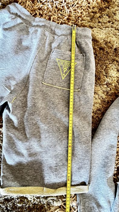 Guess -Hanorac si pantaloni