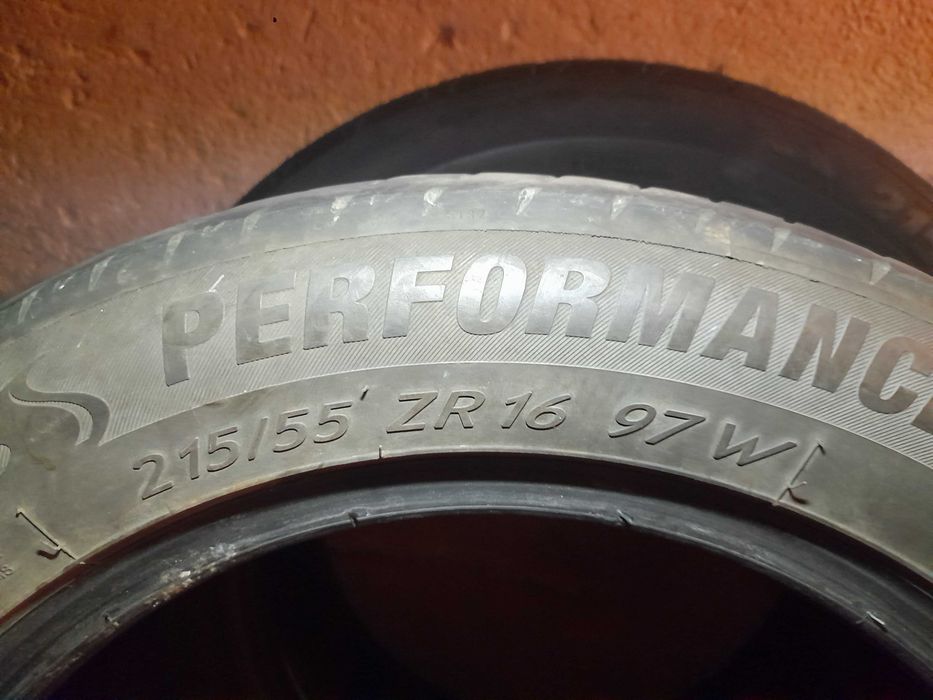 Anvelope profil Vara 215/55- 16 ZR