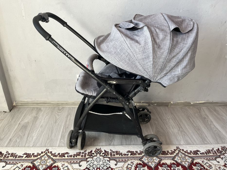 Коляска прогулочная