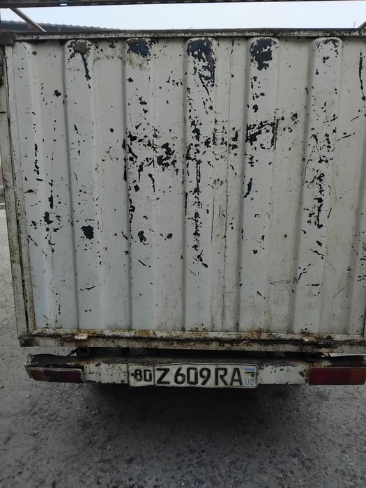 Labo srochna sotiladi