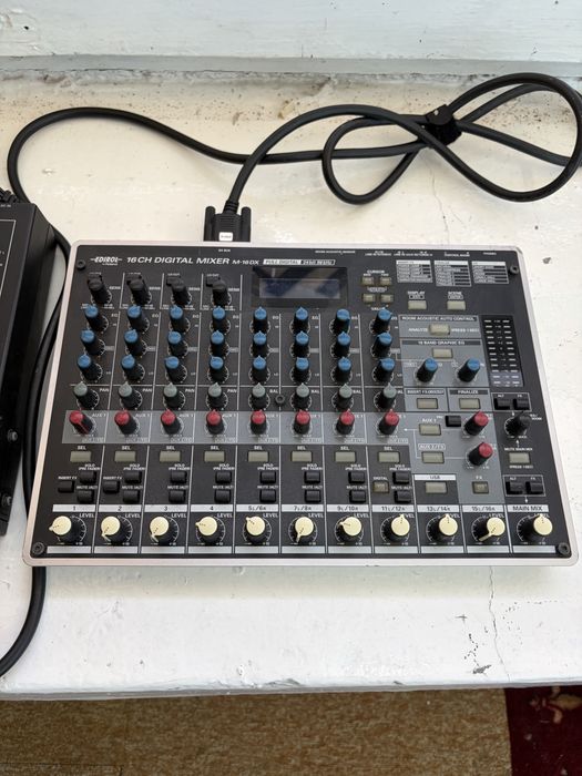 Mixer digital Roland EDIROL