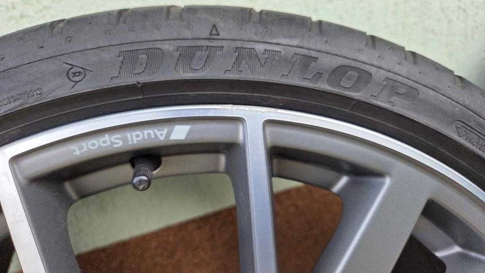 Jante originale Audi Sport R20 cu anvelope de vara Dunlop