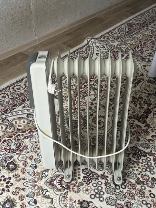 Продам обогреватель SCARLETT отлично греет