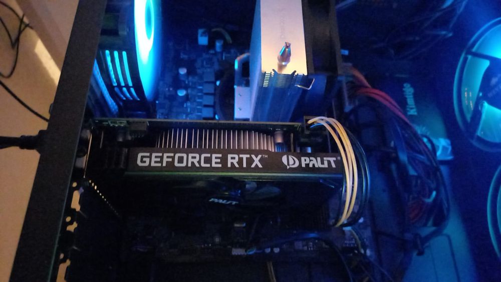 Компьютер с полной комплектацией