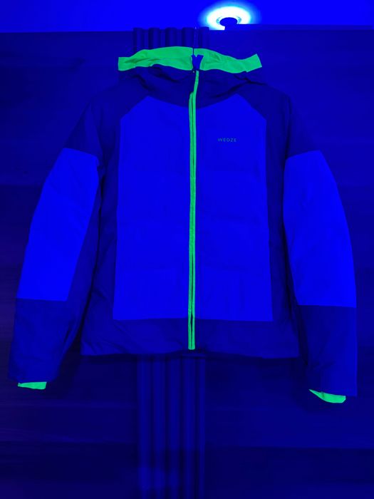 Продавам детско яке за ски