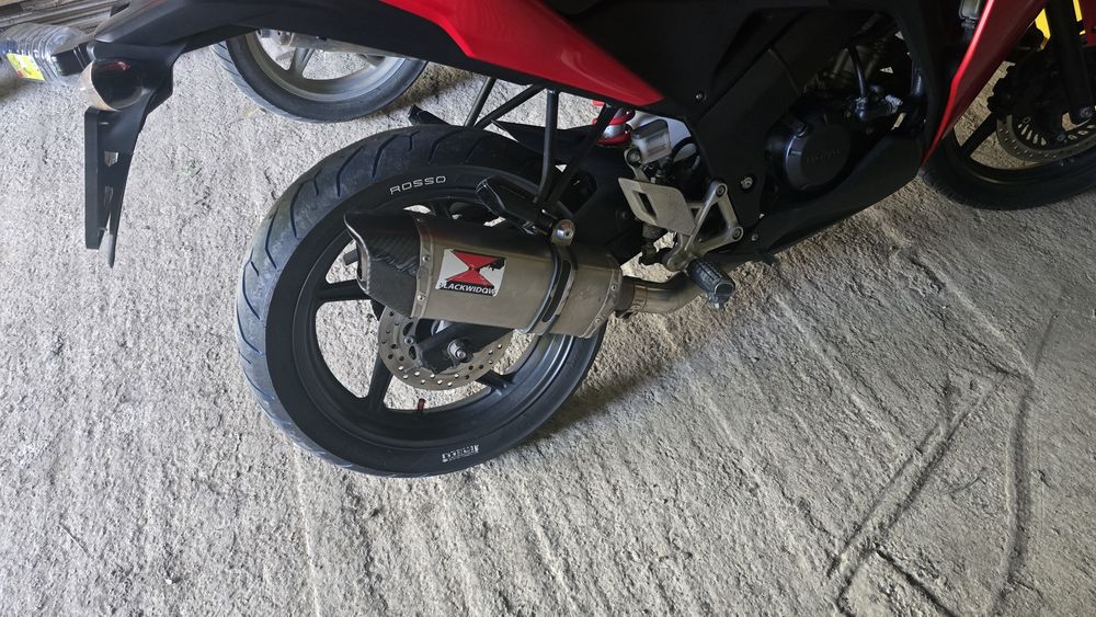 Honda CBR 125R 2013