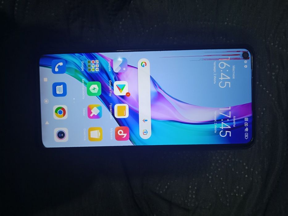Телефон Xiaomi Redmi Note 9