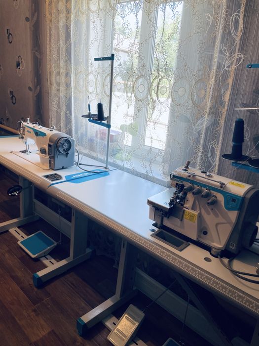 Продам Оверлок Jack