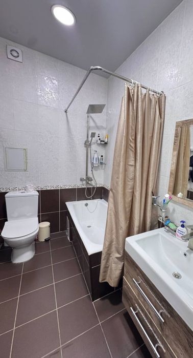 Дархан 3-х комнатная квартира (96000$)окончательно