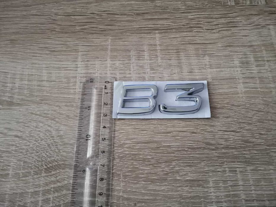 сребристи емблеми Волво Volvo B3