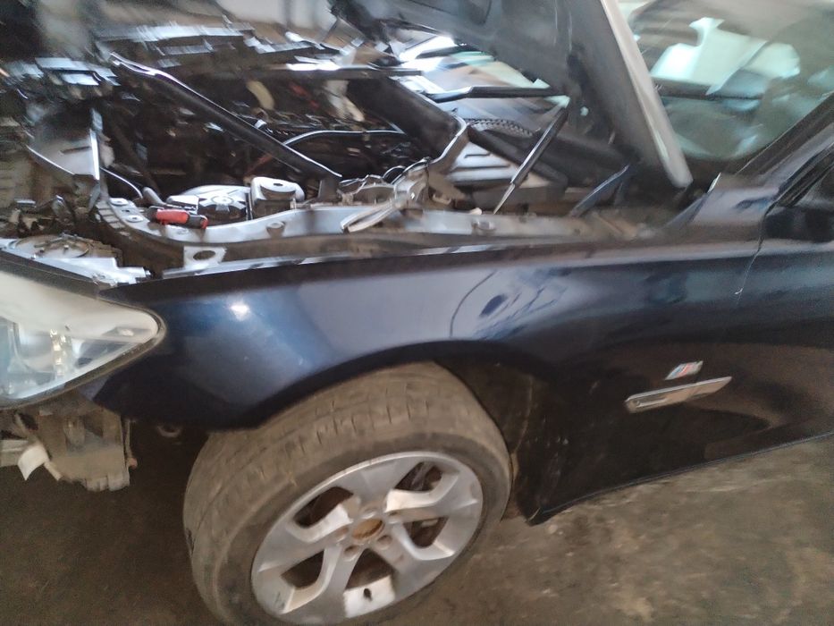 Aripa stângă BMW seria7 f01 cod culoare A89