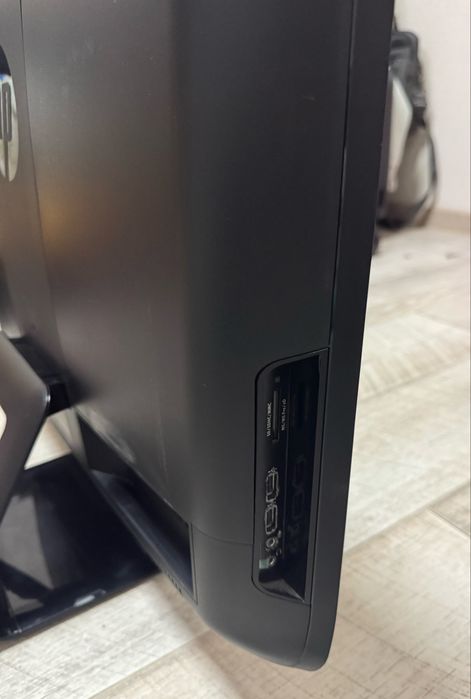 Моноблок HP Compaq 8200 Elite