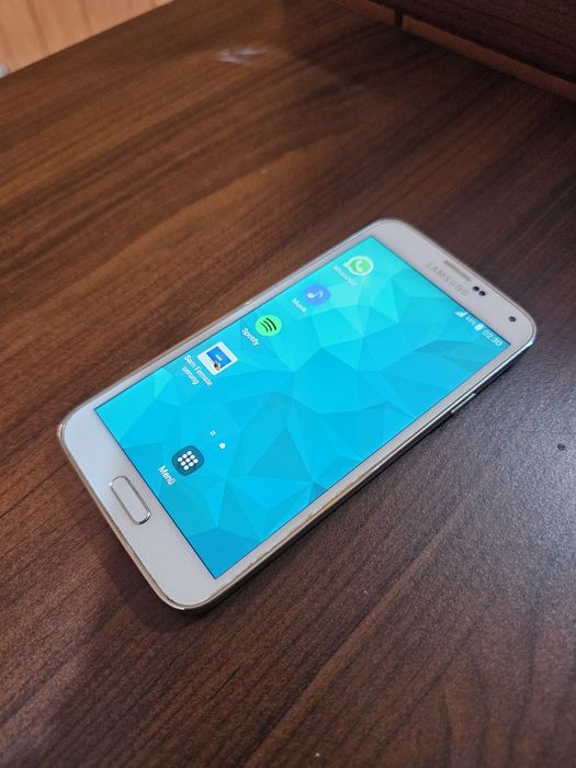 Samsung Galaxy S5 SM-G900F Работи отлично
